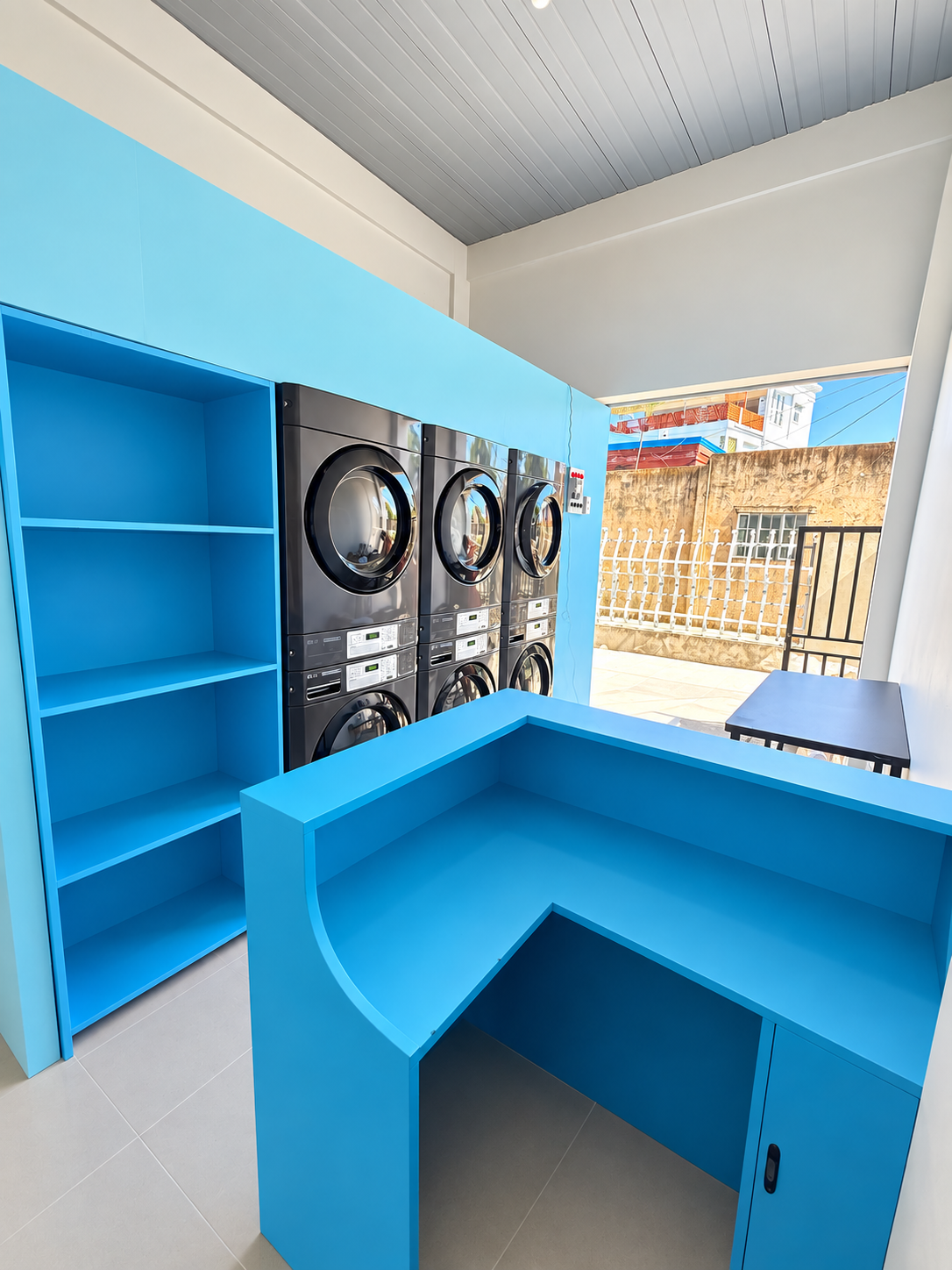 Premium 3-unit commercial washer and dryer laundry package